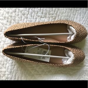 NWT Leopard Flats